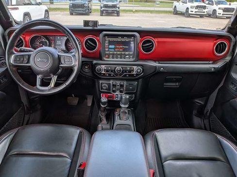 Used 2021 Jeep Gladiator Rubicon AWD/4WD image 15