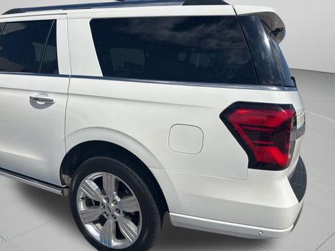 Used 2024 Ford Expedition Max Platinum AWD/4WD image 12