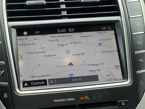 Used 2019 Lincoln Nautilus Reserve FWD image 4
