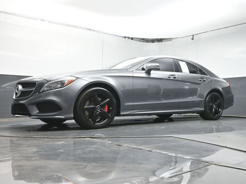 Used 2017 Mercedes-Benz CLS 550 4MATIC image 35