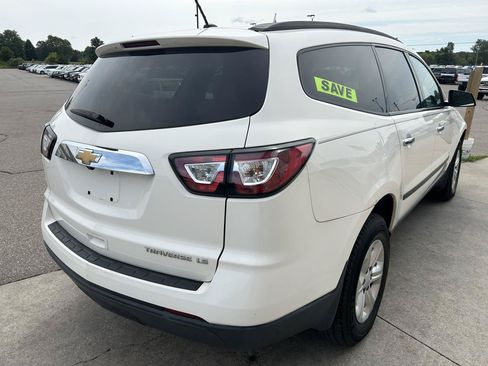 Used 2013 Chevrolet Traverse LS FWD image 5