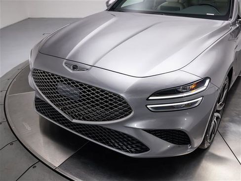 New 2026 Genesis G70 2.5T image 9