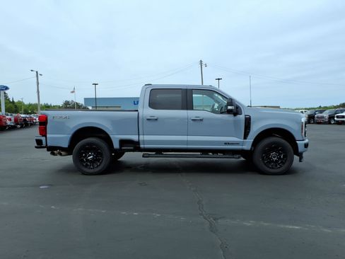 Used 2024 Ford F250 Lariat w/ Lariat Ultimate Package AWD/4WD image 7