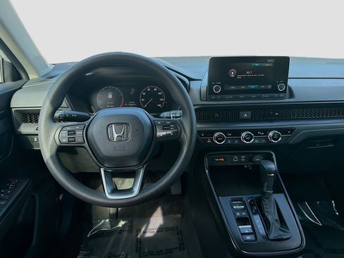 Certified 2023 Honda CR-V EX image 20