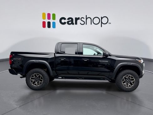 Used 2025 Chevrolet Colorado ZR2 AWD/4WD image 6