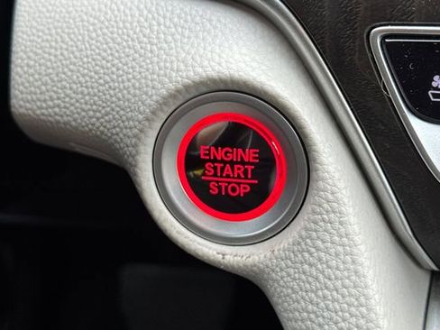 Used 2018 Honda Accord Touring image 22