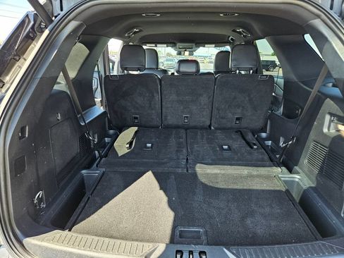Used 2025 Ford Explorer ST-Line w/ ST-Line Street Pack AWD/4WD image 30