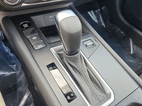 New 2026 Nissan Kicks S image 7