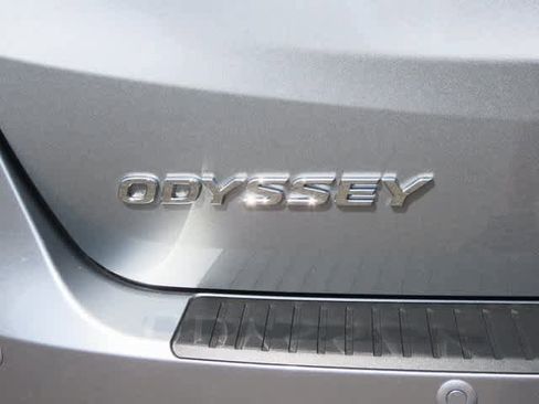 New 2026 Honda Odyssey Touring image 7