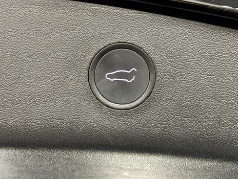Used 2021 Tesla Model 3 Standard Range RWD image 41