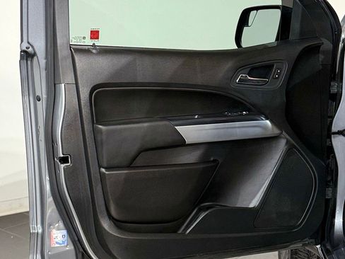 Used 2021 Chevrolet Colorado LT w/ Safety Package image 28