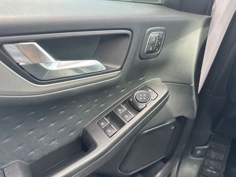 Used 2020 Ford Escape SEL AWD/4WD image 5