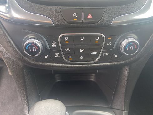 Certified 2023 Chevrolet Equinox LT AWD/4WD image 18