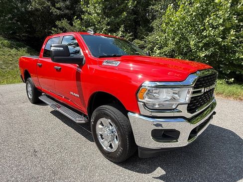 Used 2024 RAM 2500 Big Horn w/ Bed Utility Group AWD/4WD image 4