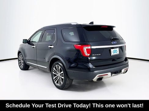 Used 2017 Ford Explorer Platinum AWD/4WD image 5
