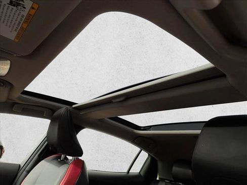 Used 2024 Toyota Prius Prime image 14