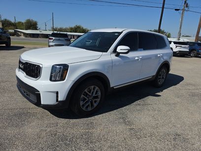 Used 2025 Kia Telluride LX