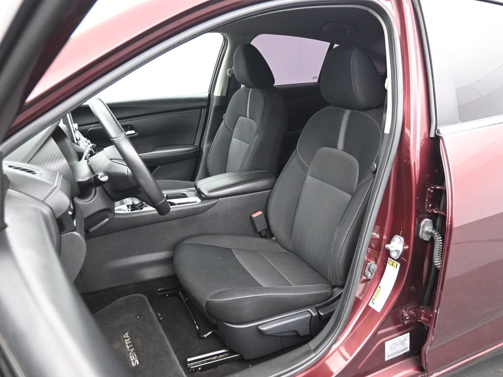 Used 2023 Nissan Sentra SV w/ All-Weather Package FWD image 11