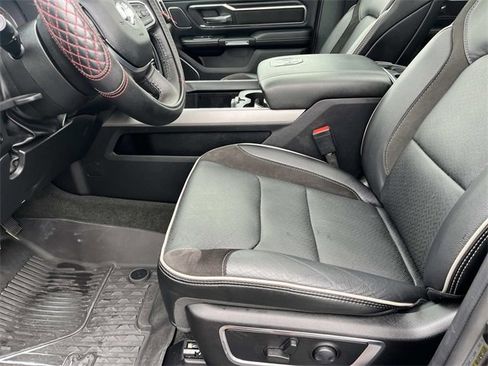 Used 2024 RAM 1500 Laramie image 10