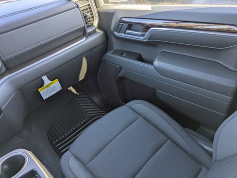 New 2026 GMC Sierra 1500 Elevation image 15