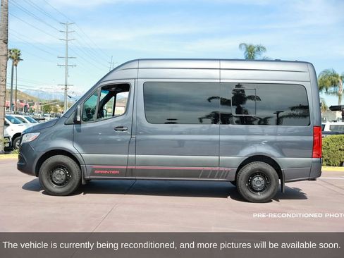 Used 2022 Mercedes-Benz Sprinter 144 Cargo image 2