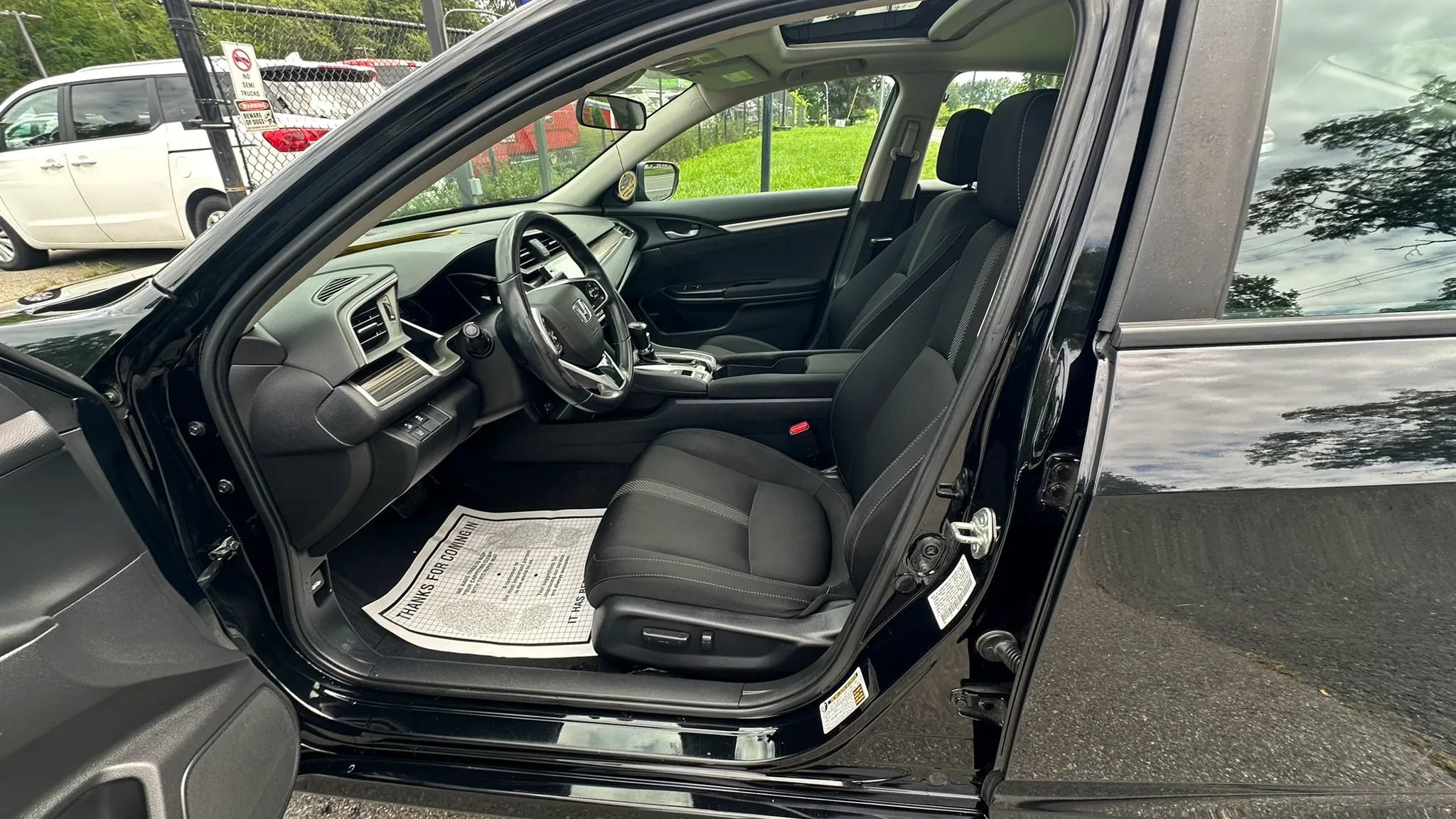 Used 2020 Honda Civic EX image 17