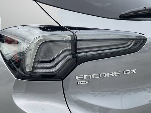 Used 2024 Buick Encore GX Avenir w/ Avenir Convenience Package AWD/4WD image 7