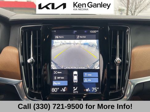 Used 2018 Volvo S90 T6 Inscription w/ Convenience Package image 38