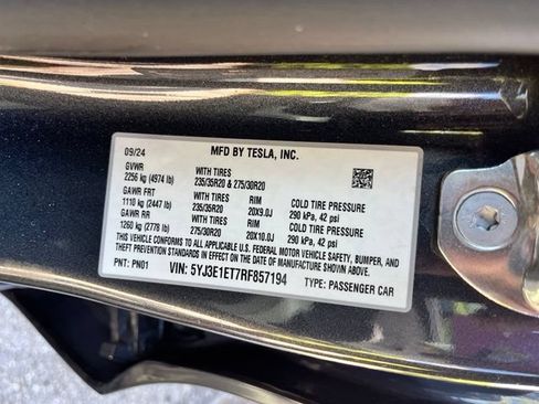 Used 2024 Tesla Model 3 Performance AWD/4WD image 13