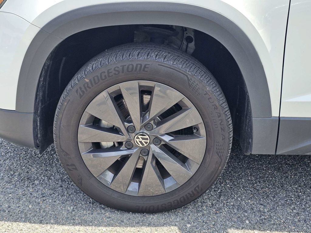 Used 2023 Volkswagen Taos S FWD image 10