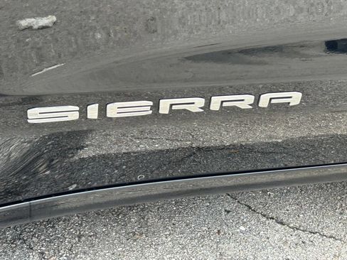 Used 2026 GMC Sierra 1500 SLT RWD image 18