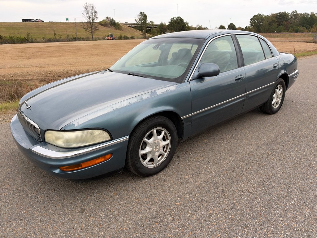 Used 2001 Buick Park Avenue w/ Prestige Pkg FWD image 1