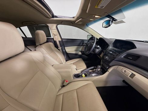 Used 2013 Acura ILX w/ Premium Package image 27