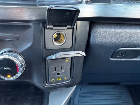 Used 2024 Ford F250 Lariat AWD/4WD image 21
