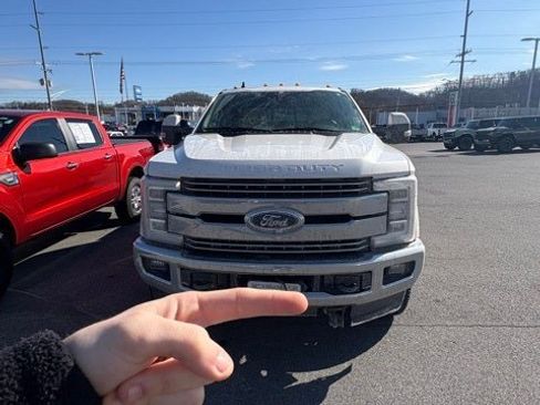 Used 2019 Ford F350 Lariat w/ Lariat Ultimate Package image 2