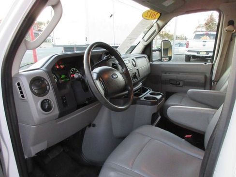 Used 2012 Ford E-350 and Econoline 350 Super Duty w/ PWR Locks & Windows Group RWD image 8
