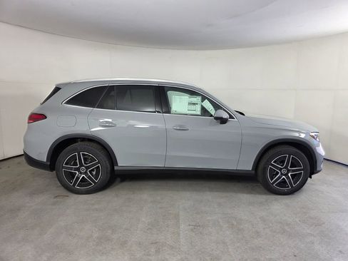 New 2026 Mercedes-Benz GLC 300 image 3
