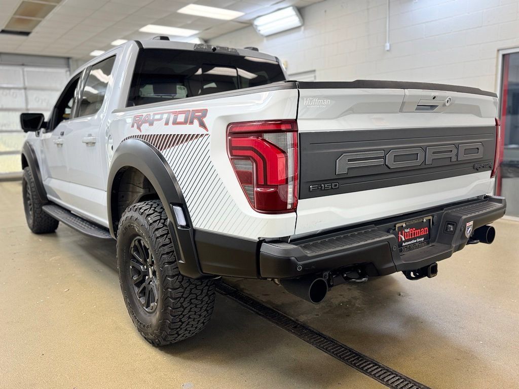 Used 2025 Ford F150 Raptor AWD/4WD image 9