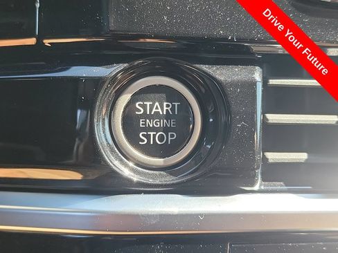 Used 2024 Nissan Pathfinder Platinum w/ Cargo Package FWD image 10