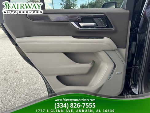 Used 2026 GMC Yukon Elevation w/ Elevation Premium Package AWD/4WD image 33
