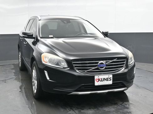 Used 2015 Volvo XC60 T5 AWD/4WD image 4
