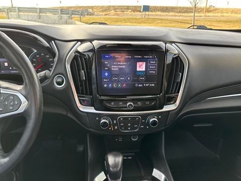 Certified 2021 Chevrolet Traverse High Country image 18