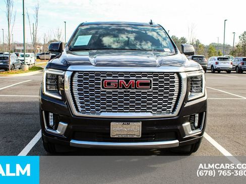 Used 2023 GMC Yukon Denali image 9