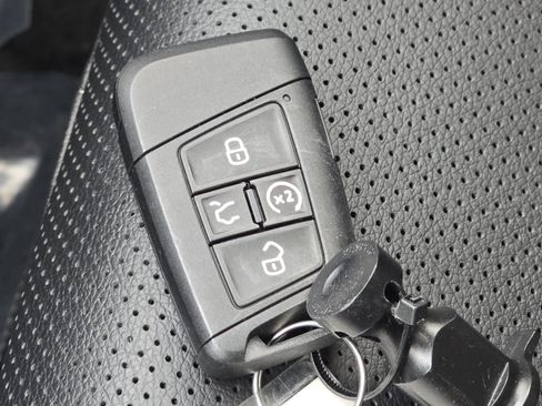 Used 2024 Volkswagen Jetta SEL image 44