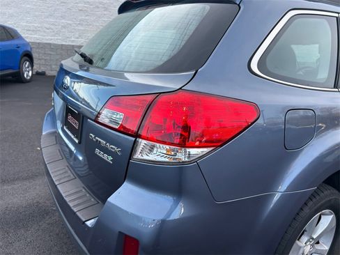 Used 2014 Subaru Outback 2.5i image 23