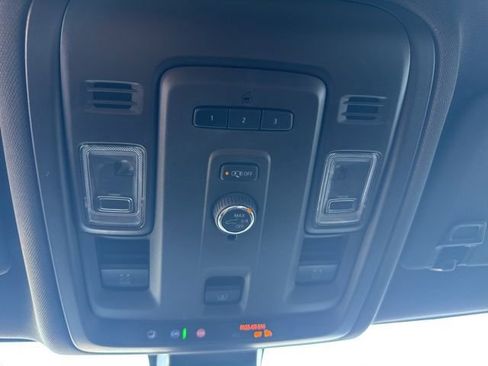 Used 2022 Chevrolet Tahoe LT AWD/4WD image 24