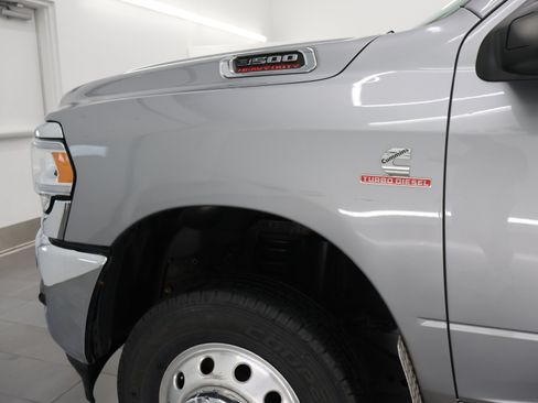 Used 2023 RAM 3500 Laramie AWD/4WD image 33