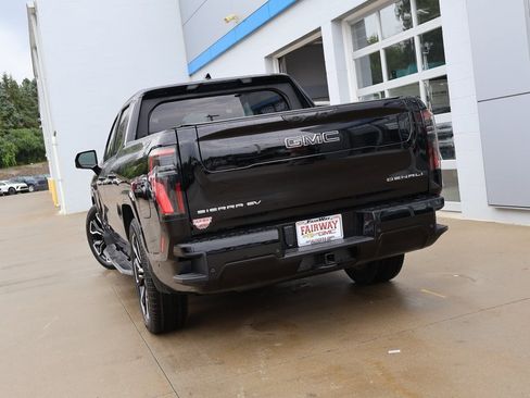 New 2025 GMC Sierra EV Denali image 43