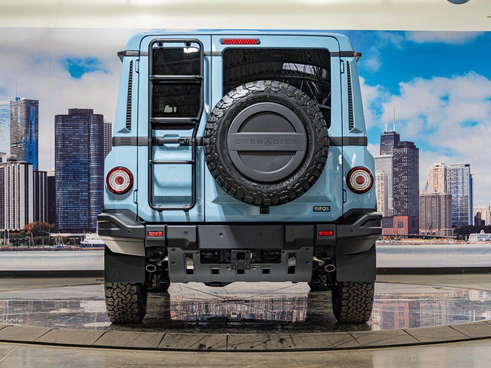 Used 2025 INEOS Grenadier Station Wagon AWD/4WD image 11