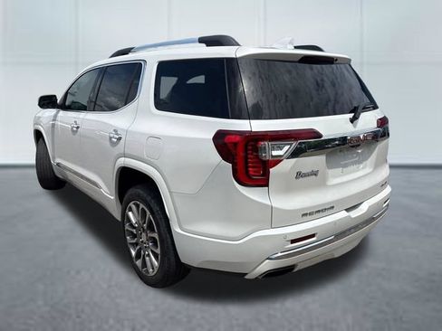 Used 2022 GMC Acadia Denali w/ Denali Technology Package AWD/4WD image 2
